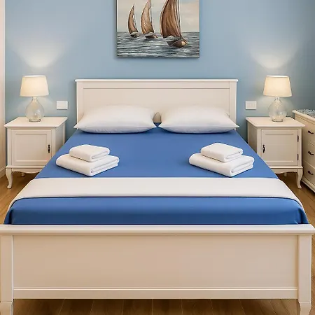 Nella Apartment